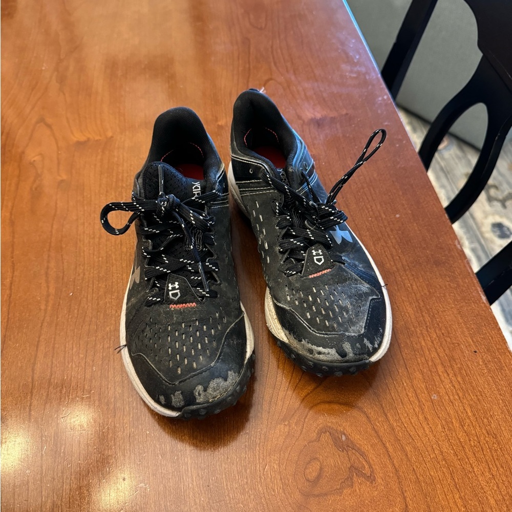 Under Armour Youth boys turf cleats